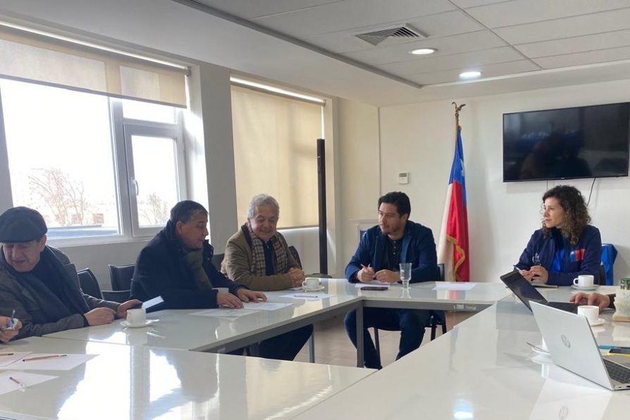 Delegado Presidencial Provincial de Curicó      José Patricio Correa y Seremi de Transportes del Maule Guillermo Ceroni reciben al alcalde de Teno, Wildo Farías, para abordar mejoras en conectividad comunal  