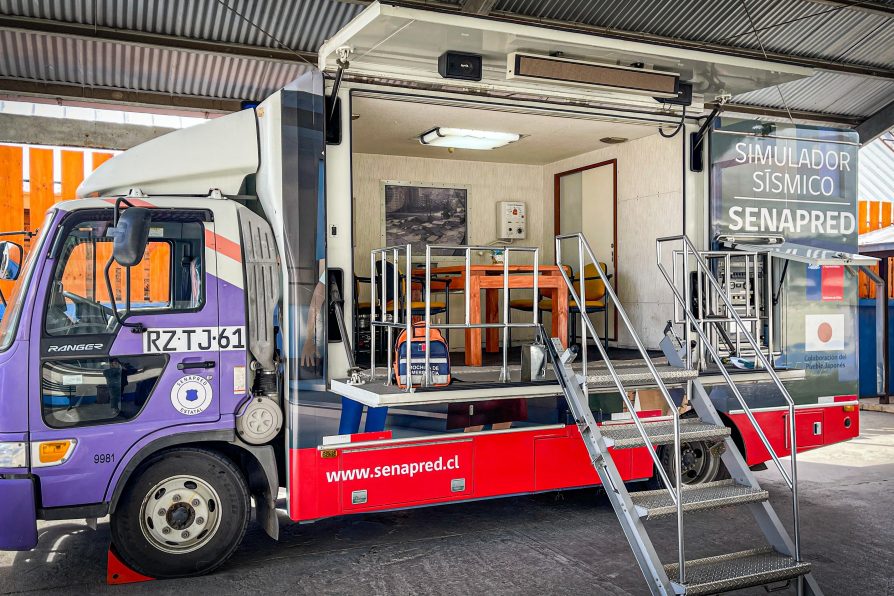 Camión de simulación sísmica de SENAPRED recorrerá comunas de la Provincia de Curicó