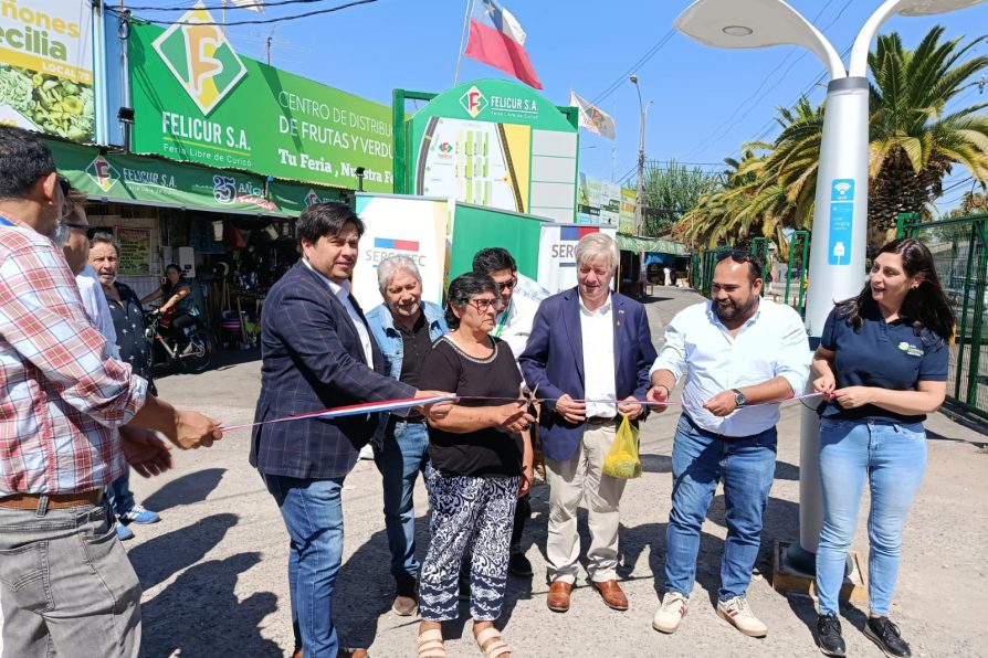 FELICUR moderniza su infraestructura con paneles solares y tótems de carga