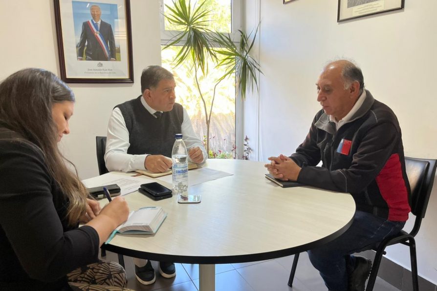 Delegado Óscar Águila sostuvo reunión de trabajo con el jefe provincial de Vialidad