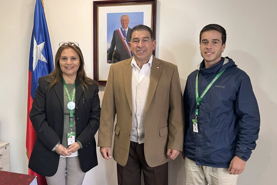 Delegado presidencial se reunió con directora de Gestión Ambiental del Municipio curicano
