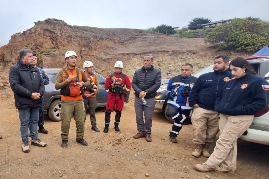 Siguen labores de búsqueda de pescador desaparecido en Vichuquén